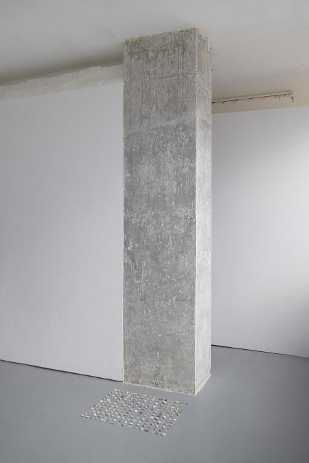 Concrete pillar