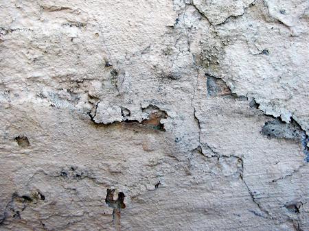 Cracked wall surface