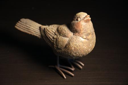 Decorative bird sculpture