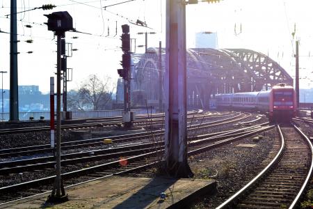 Einfahrt am Kölner Hauptbahnhof