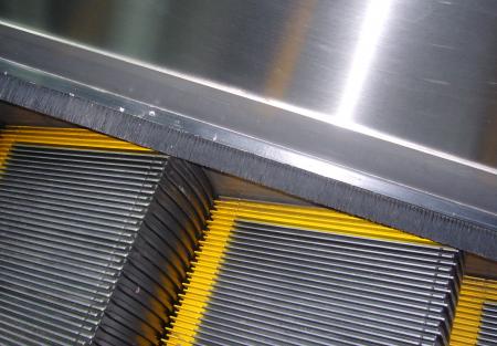 Electronic Escalator