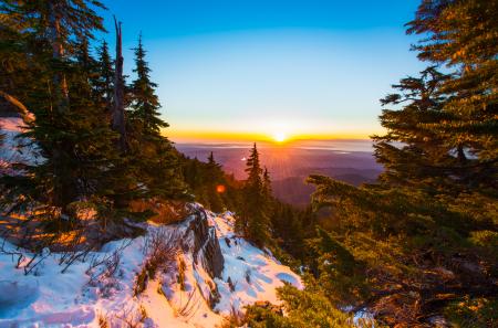 Evening Snowfall on mountain