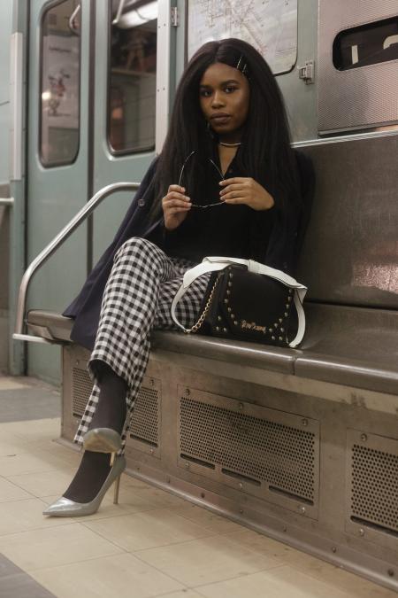 girl in the subway