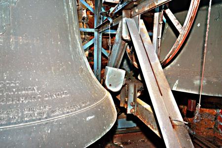 Glocke mit Hammerschlag, Stadtkirche Plochingen