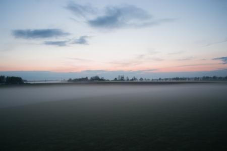 Gray Sea Under Blue Sky during Dyatime