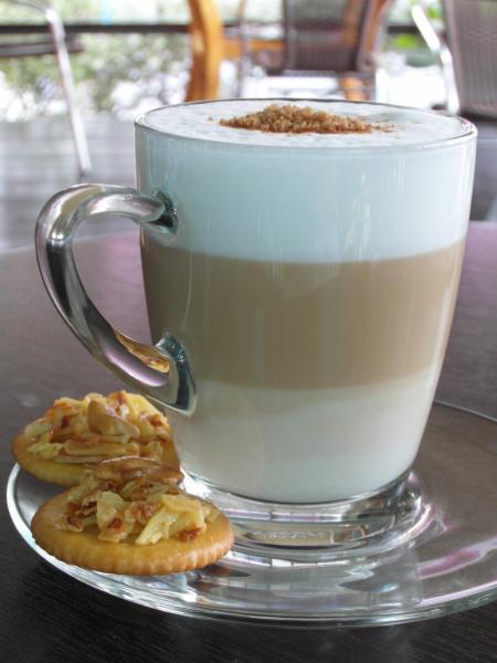 Layered Latte with biscuits