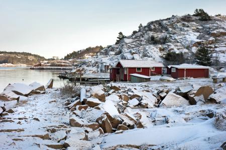 Loddebo fishing huts in winter
