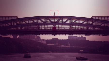 Lovers on the Bridge