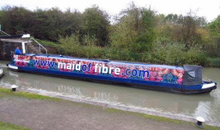 MAID OF FIBRE part way down Stockton locks 19-10-2012