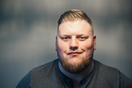 Man Wearing Black Shirt