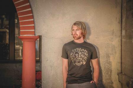 Man Wearing Gray Crew-neck T-shirt