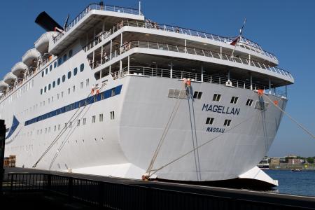 MS Magellan in Amsterdam