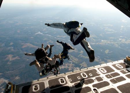 Navy Seals Parachuting