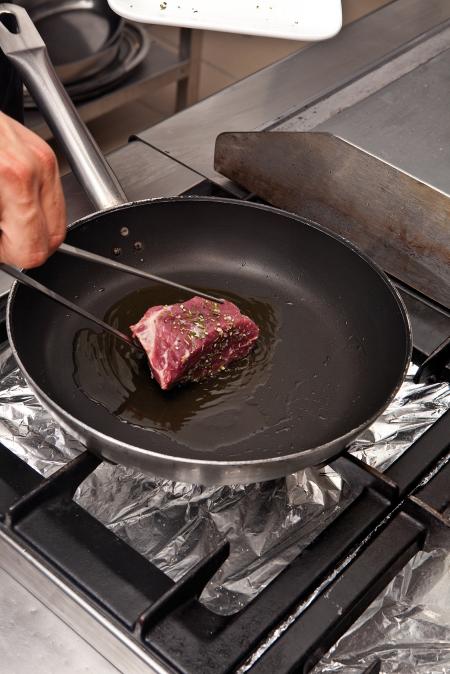 Nouvelle cuisine. Delicious plate ready