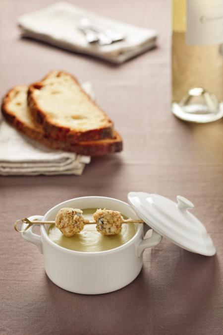 Nouvelle cuisine. Delicious plate ready