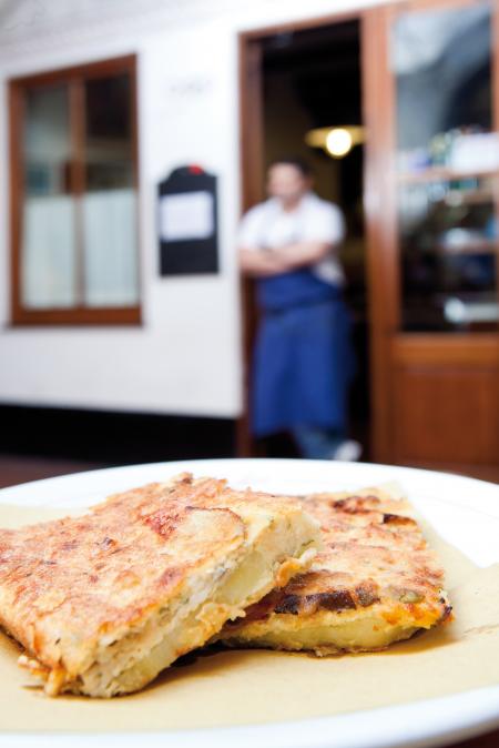 Nouvelle cuisine. Delicious plate ready