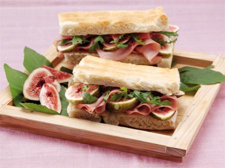 Nouvelle cuisine. Delicious plate ready