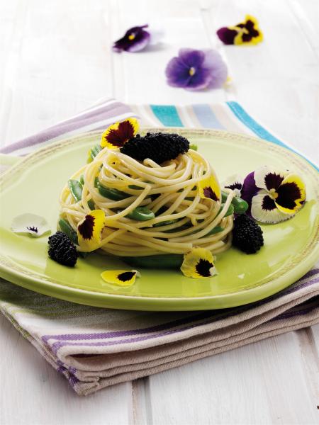 Nouvelle cuisine. Delicious plate ready