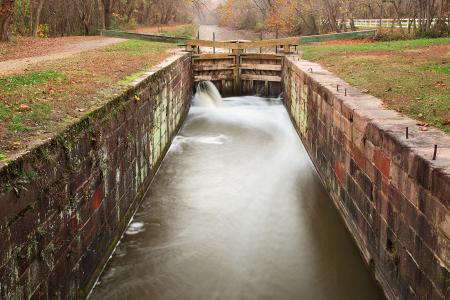 Pennyfield Lock