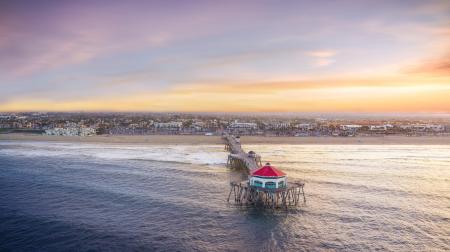 Beach & pier