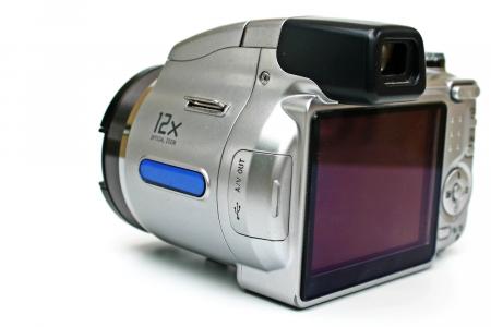 point and shoot camera