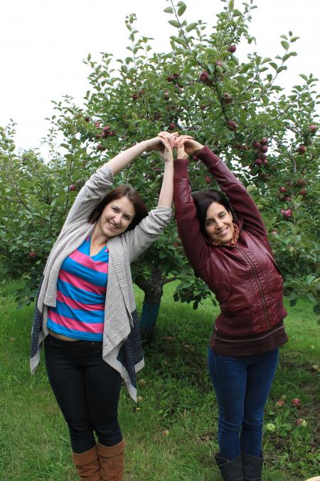 Pose With Apples