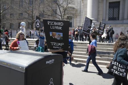 Protest outside NY Museum of Natural Science