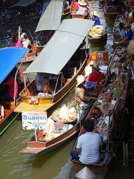 Saduak Floating Market