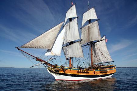 Sailing ship