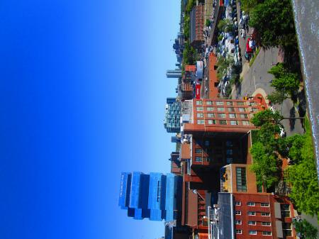 Scanning Toronto skyline A 2017 06 07 -af