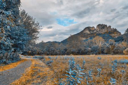 Seneca Rocks Sapphire Trail - HDR