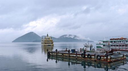 Ship in the Lake