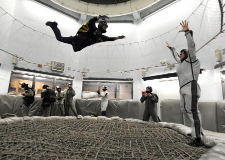 Skydiving Simulation