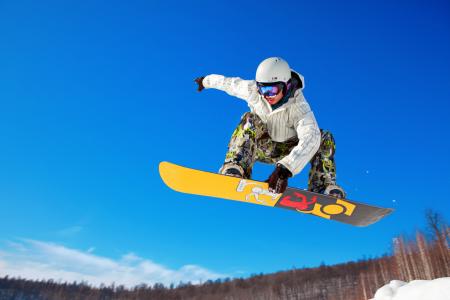 Snowboarder