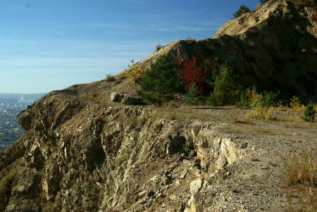 Sony Alpha A230 with MIR-1V - Hády Hill - Stone Quarry 06