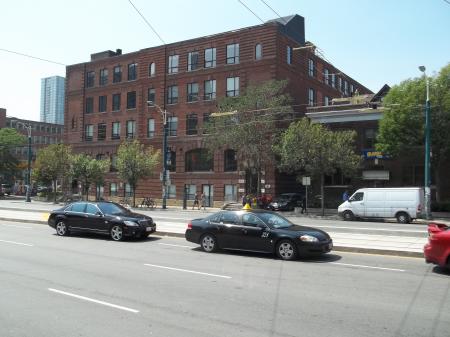 Spadina across from Clarence Park, 2014 08 11