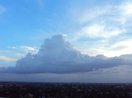 The cloud pyramid