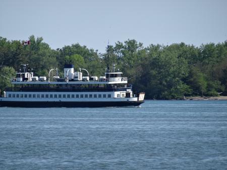 Toronto ferry Sam McBride, 2015 06 02 (4)