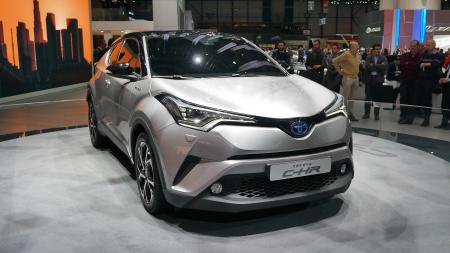 Toyota C-HR crossover hybride