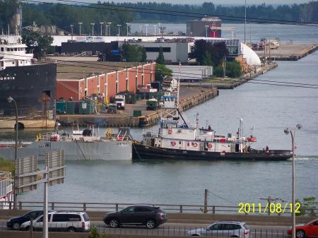 Tug and notch barge, -h.jpg