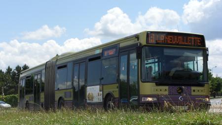 TUR - Irisbus Agora L n°818 - Ligne A