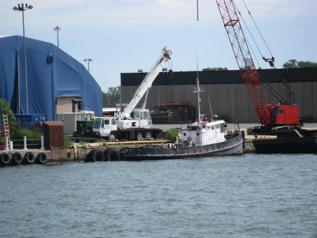 Vessels moored in the shipping channel to the turning basin -f.jpg