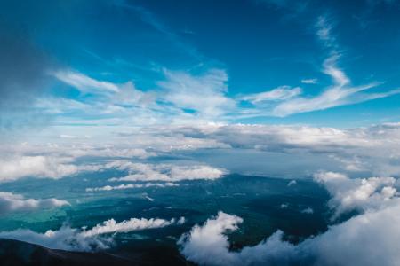 White Cloudy Blue Sky at Daytime