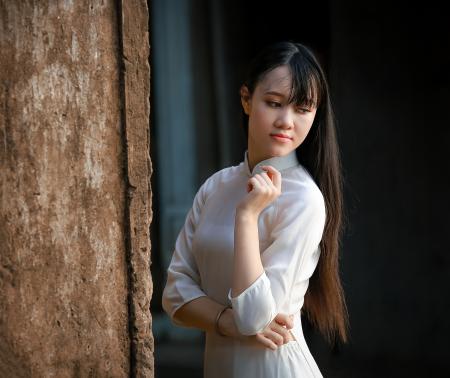 Women in White Long-sleeved Dress