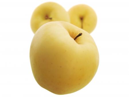 Yellow apples