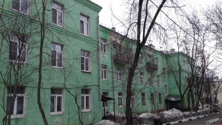 Дом №2 по улице Калинина в посёлке Новоивановское