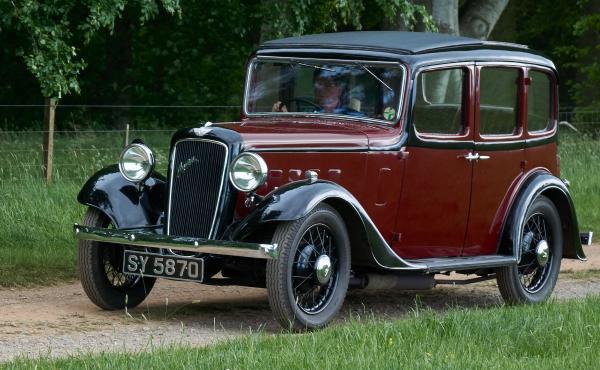 1934 Austin Ascot 12/4 Saloon
