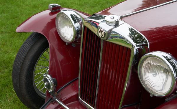 1948 MG TC, nose