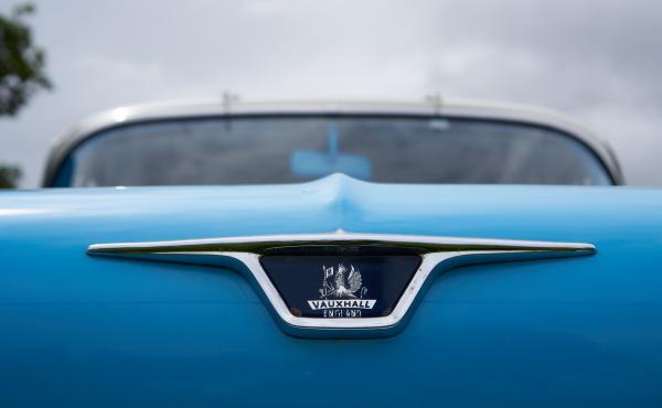 1959 Vauxhall F series Victor, badge