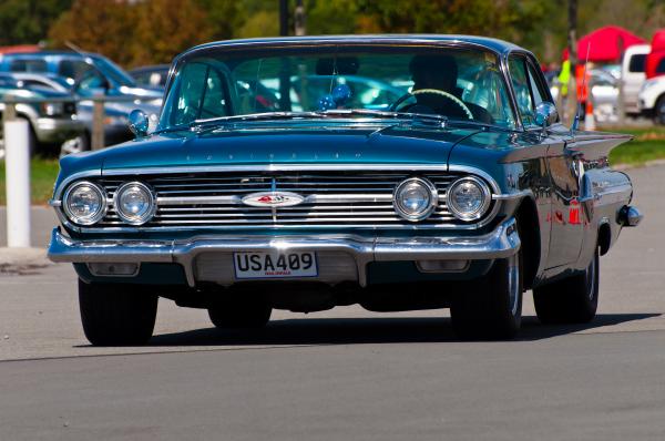 1960 CHEVROLET BISCAYNE IMPALA